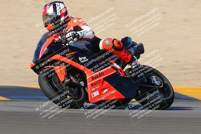 media/Dec-18-2022-SoCal Trackdays (Sun) [[8099a50955]]/Turns 9 and 10 Set 2 (1055am)/